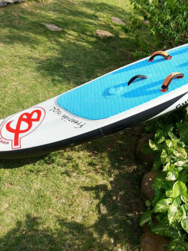 进阶级自由式充气帆板 130 L